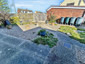 Photo 21- click for photo gallery